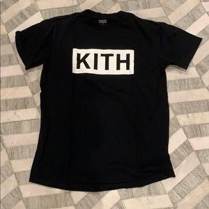 Authentic kith box logo t shirt